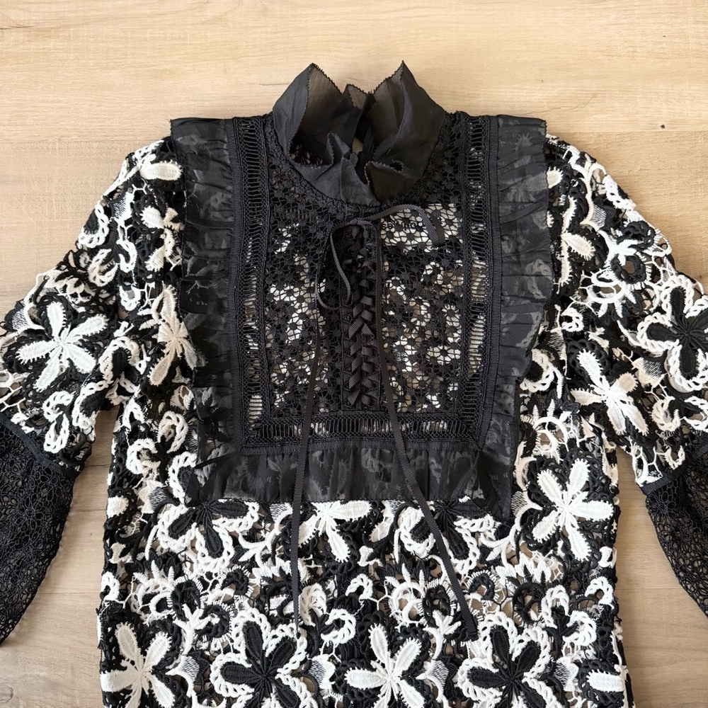 Self-Portrait black & white lace dress with silk Swiss dot details - 4 (Small) - Picture 10 of 12